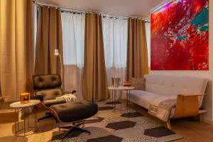 Puerta privada de Montjuic - Montjuich