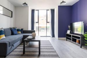 Hemel Apartments - Lilac Luxe