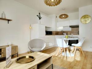Appartements La Pause Doree d-Anne-Sophie : photos des chambres