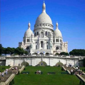 20 m² métro 7 à 5 min à pied