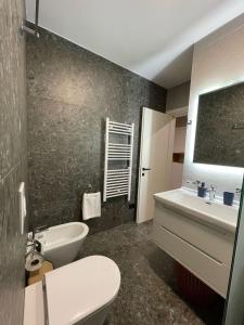 ROV Apartment Bright