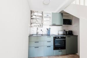 LE BLANC CAMARGUE - STUDIO DANS LES REMPARTS 45m2 AVEC CLIM