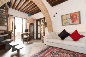 Historical House in the Old City of Nicosia - Strovolos