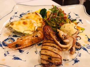 Emperor Cruises Legacy Ha Long