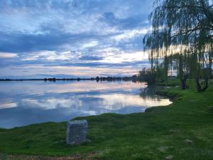 Kangaroo Lake C & C Park