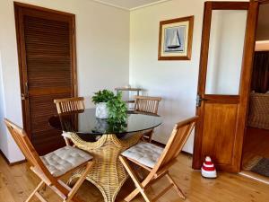 C4 Miles Beach Shack