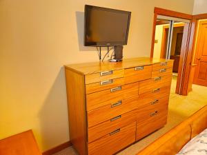 Stunning at Solitude, Steps from Chair Lift, East #103