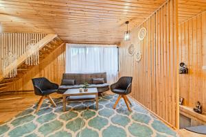 Montain Wild Chalet with Wooden Hot Tub