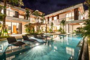 Luxe 5BR Villa, 200m to Brawah Beach Retreat