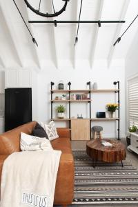 Luxury Stay with Private Heated Pool in Salamander Bay