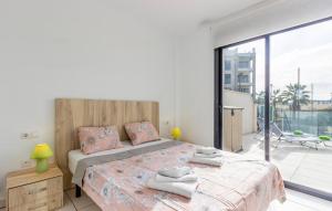 2 Bedroom Amazing Apartment In Orihuela