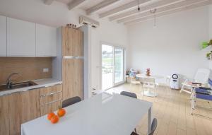 Stunning Home In Marina Di Ragusa