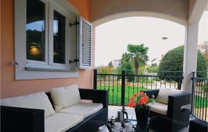 Gorgeous Home In Barban With Wifi 