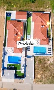 Villas Sabun - modern house with heated pool