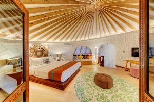 Cinnamon Dhonveli Maldives - Complimentary Speedboat Return for 2 pax on 7 nights or more stays valid to 31 Oct 2026 & up to 2 kids stay free