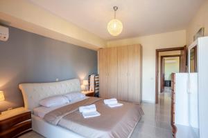 Perfect view Villa Deny with 6 bedrooms and heated pool