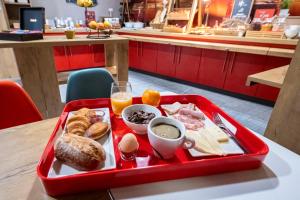 Hotels ibis Avignon Centre Pont De L'Europe : photos des chambres