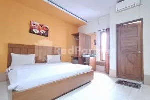 Nirvana Inn seturan Mitra RedDoorz - Seturan