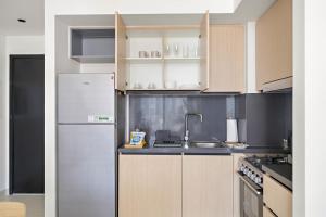 Silkhaus Comfy 1BR by Burj Khalifa with Balcony