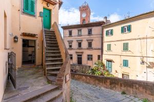 Castagneto Carducci - Central and bright flat