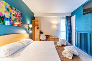 Hotels The Originals City, Hotel Eclipse, Lyon Est (Inter-Hotel) : Chambre Triple - Non remboursable