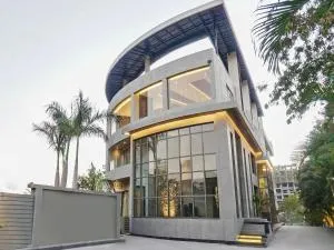 Treebo Premium Niraali Executive - Paud