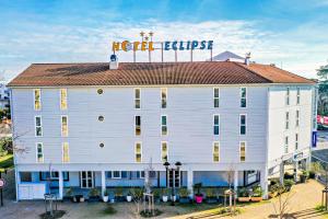 Hotels The Originals City, Hotel Eclipse, Lyon Est (Inter-Hotel) : photos des chambres