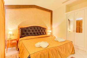 Suite with Garden View