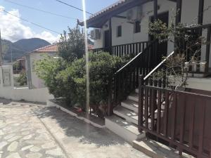 Lilian Beach Front 3 Skopelos