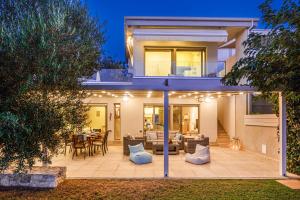 A&A Luxury Beach Villas
