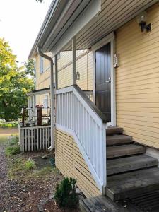 Entire flat located 2km from center, free parking