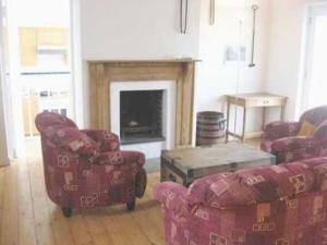 382 Claddaghduff Cottage