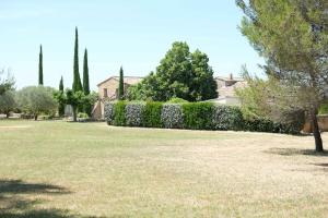 Villas charming vacation rental with a swimming pool in the heart of luberon natural park,13 people : photos des chambres