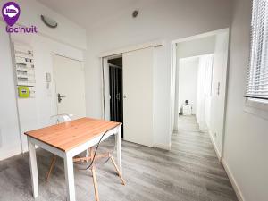 Loc'Nuit - Appartements Tout Confort - Hyper Centre AGEN : photos des chambres