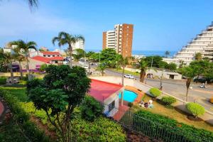 Umhlanga The Shades -2 mins from beach!