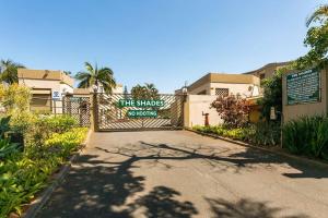 Umhlanga The Shades -2 mins from beach!