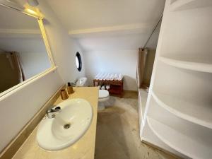 501.Serene studio with large terrace and pool