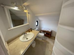 501.Serene studio with large terrace and pool