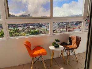2BR Condo near Burnham