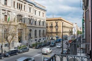 Cavour Elegant apartment At Massimo Theater