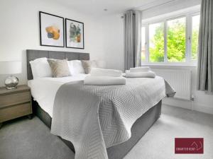 Twyford - Modern 2 Bedroom House - With Garden