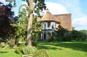 Reetgedecktes Espenhaus - Grebin