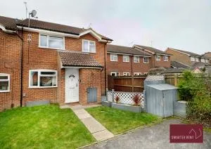 Yateley - Spacious 2 Bedroom House - 埃弗斯利