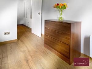 Wokingham - 2 Bedroom House