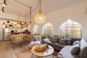 3 Bedrooms House in ThapaeNightBazaar