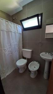 Cubil Amarillo. Casa conteiner 1 dormitorio