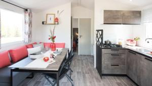 Campings Camping Rives du Lac de Sainte Croix : photos des chambres