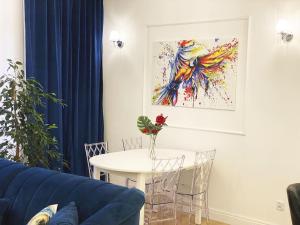 32-Glam - DeerRest Apart