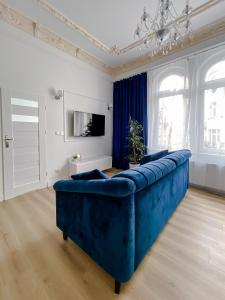 32-Glam - DeerRest Apart