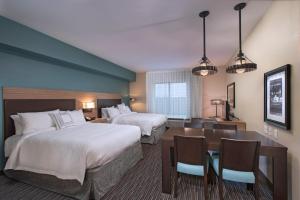 Studio with Two Queen Beds room in TownePlace Suites by Marriott Des Moines West/Jordan Creek